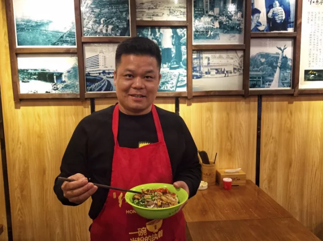 紅鼻子餐飲鹵粉類,紅鼻子餐飲湯粉類,紅鼻子餐飲炒飯系列,湖南省紅鼻子餐飲文化管理有限公司 紅鼻子餐飲鹵粉類,紅鼻子餐飲湯粉類,紅鼻子餐飲炒飯系列,湖南省紅鼻子餐飲文化管理有限公司
